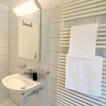 S11-1 - 70m2 Mit Seeblick, Balkon, Serlas, Parkplatz * Sankt Moritz