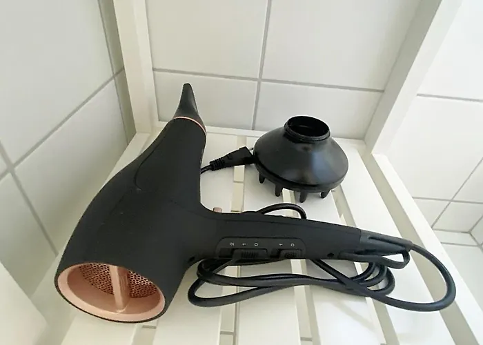 Appartement 70m2 Mit Seeblick, Balkon, Serlas, Parkplatz - S11,1